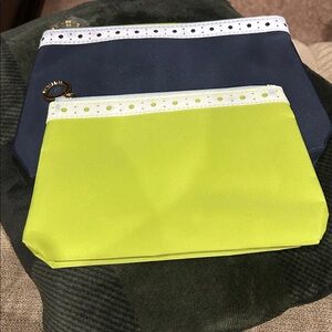 Estée Lauder Cosmetic Bags Set of 2 Zip Pouches Navy and Lime Travel Makeup bags